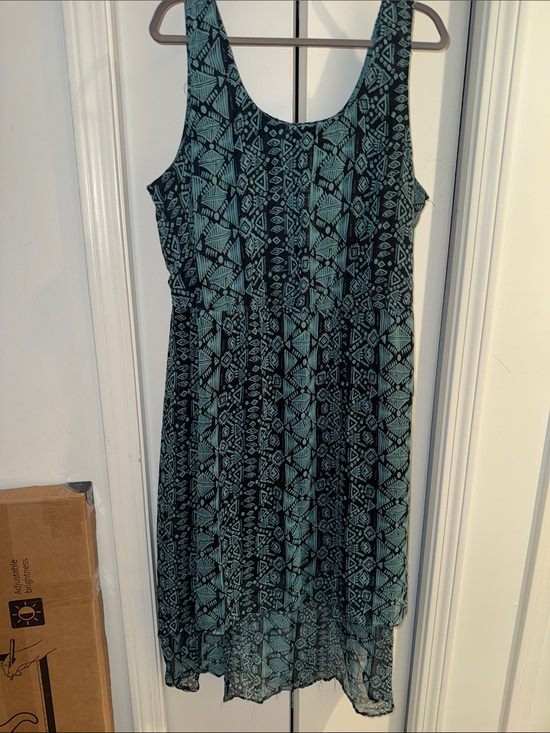 J Gee Dresses & Skirts - Sleeveless Teal and Black Patterned Women's Dress